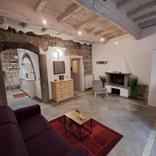 Viterbo Apartment | Pettinara 21