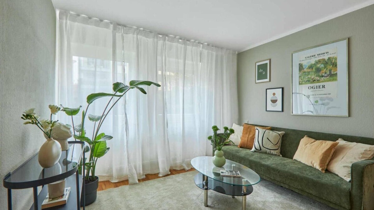 Pforzheim Apartment | Pforzheim Nicole, im Ruhigen Stil
