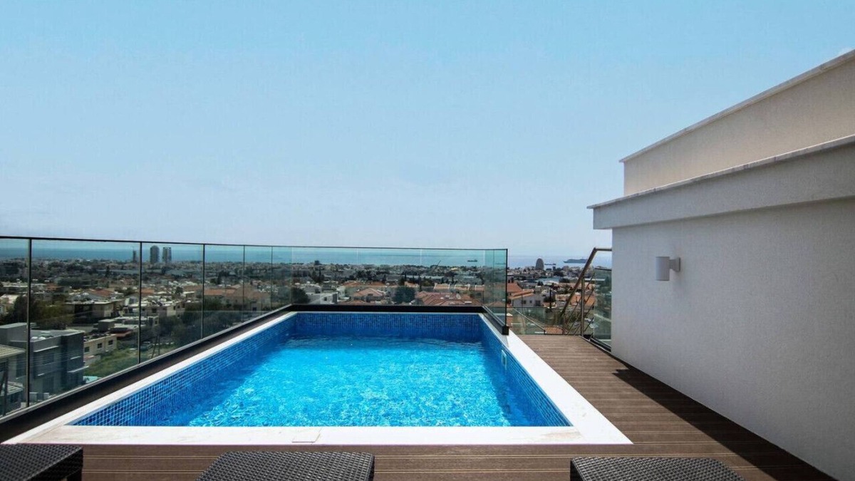 Agios Athanasios Apartment | Phaedrus Living: Sea View Anna Residence 302