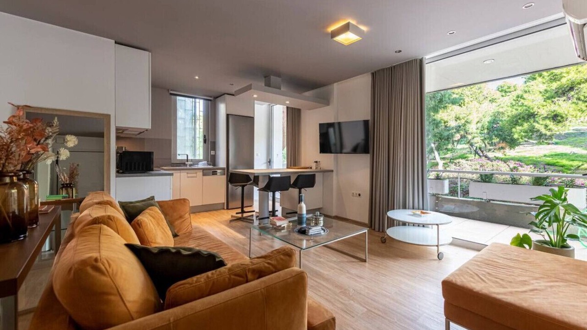 Vouliagmeni Apartment | Phaedrus Living: Luxury Flat Vouliagmeni