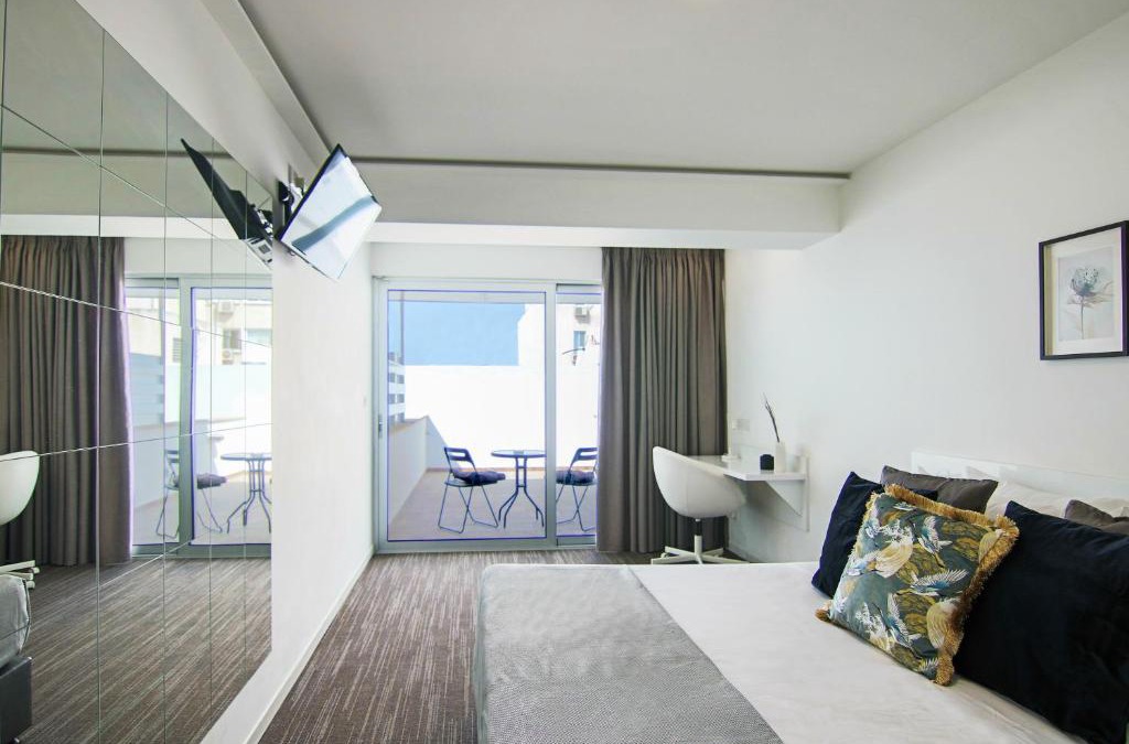 Acropolis Apartment | Phaedrus Living: Luxury Suite Nicosia 502