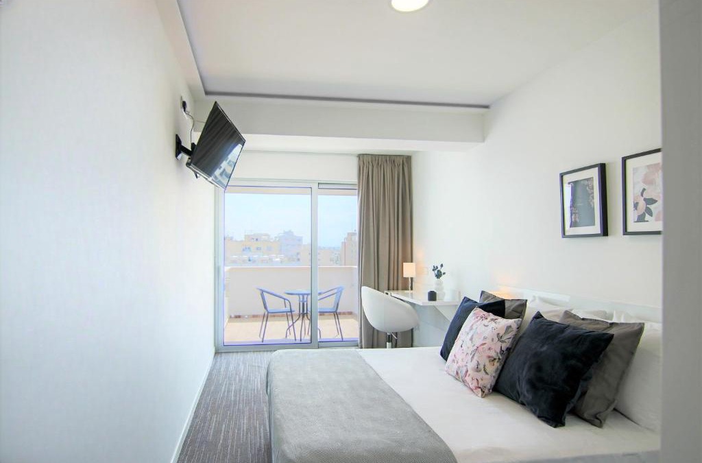 Acropolis Apartment | Phaedrus Living: Luxury Suite Nicosia 508