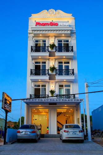 East Ham Tien Beach Hotel | PHAM GIA HOTEL Mui Ne