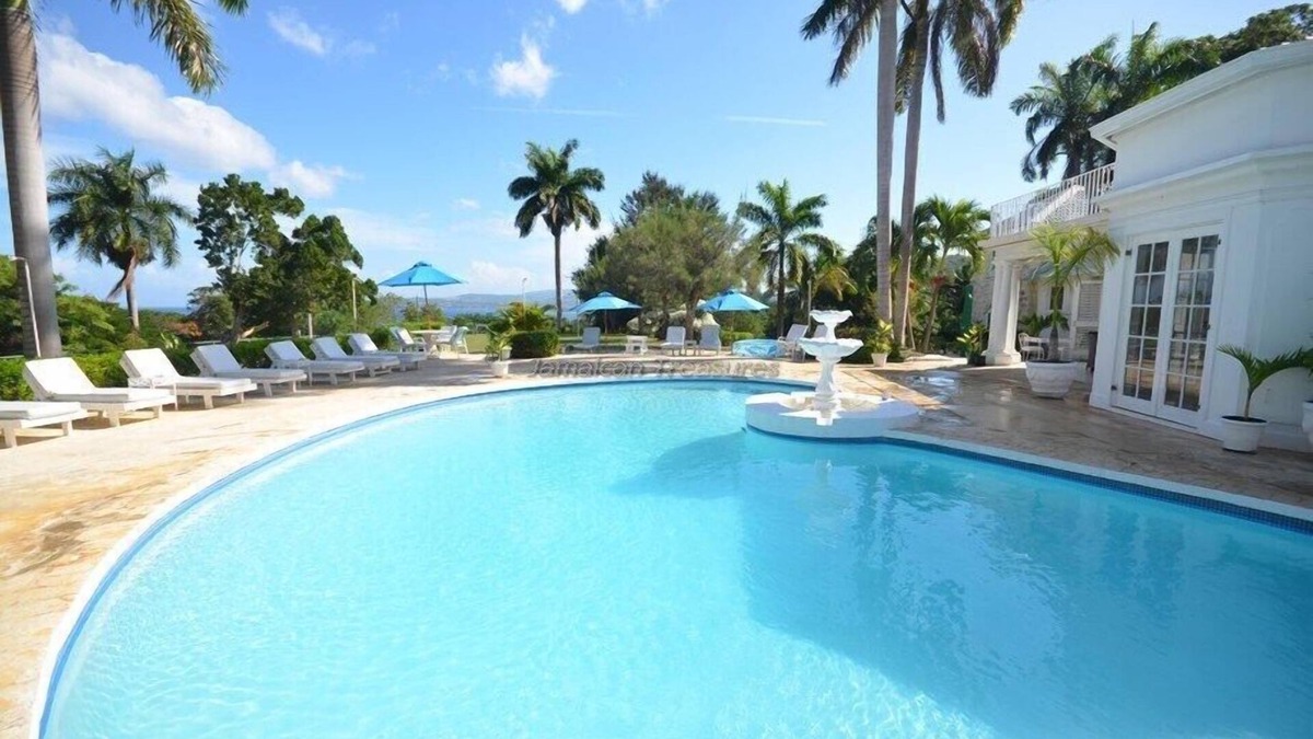 Montego Bay Villa | Pharos Villa 7-Fully staffed! Private pool Tennis!