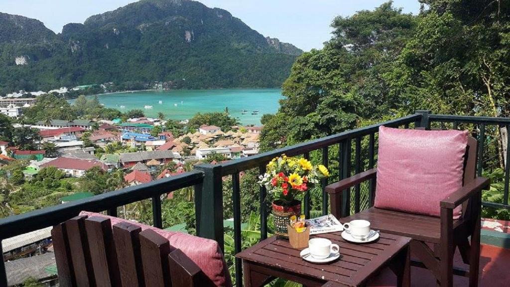Ko Phi Phi Resort | Phi Phi Arboreal Resort