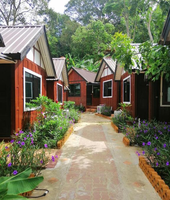 Ko Phi Phi Resort | Phi Phi Long Beach Bungalow ( Had Yao)