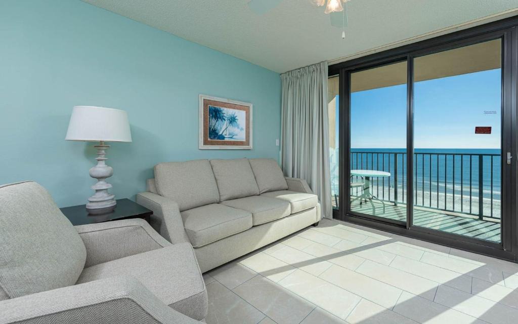 Gulf Shores Apartment | Phoenix All Suites Hotel 703 condo