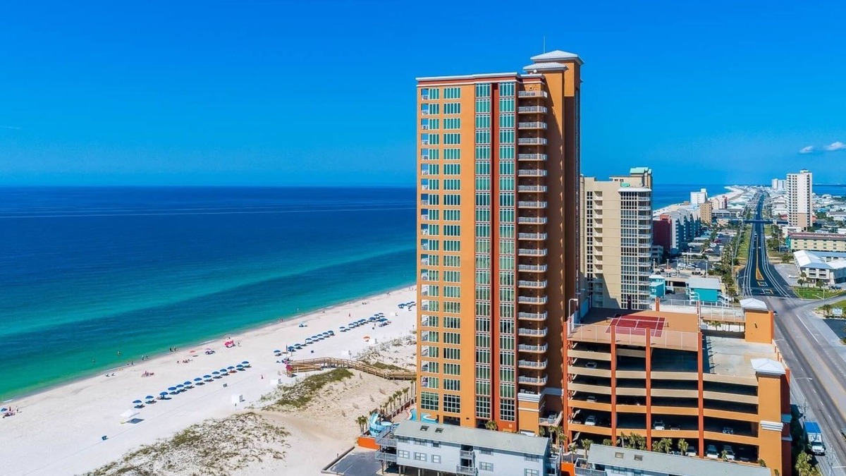 Gulf Shores Condo | Phoenix Gulf Shores 2001 4 Bedroom Condo