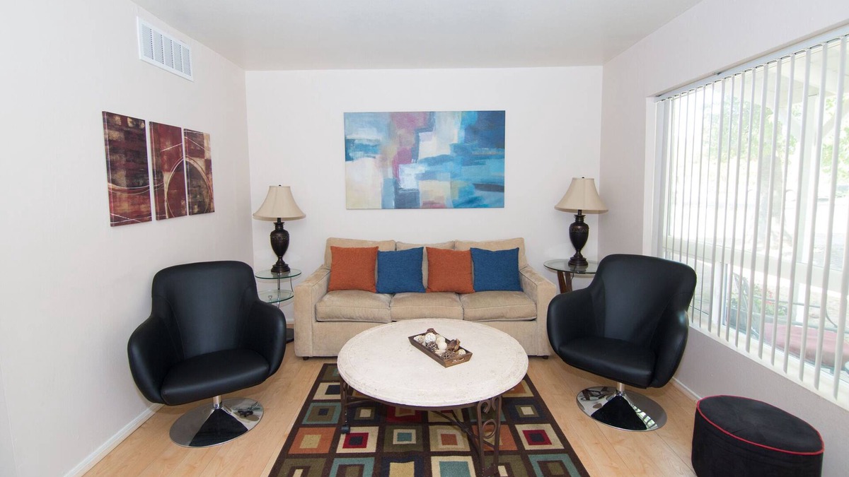 Camelback East House | Phoenix/Scottsdale Gem Great Location Entire House, Pets Ok, Close To Everything