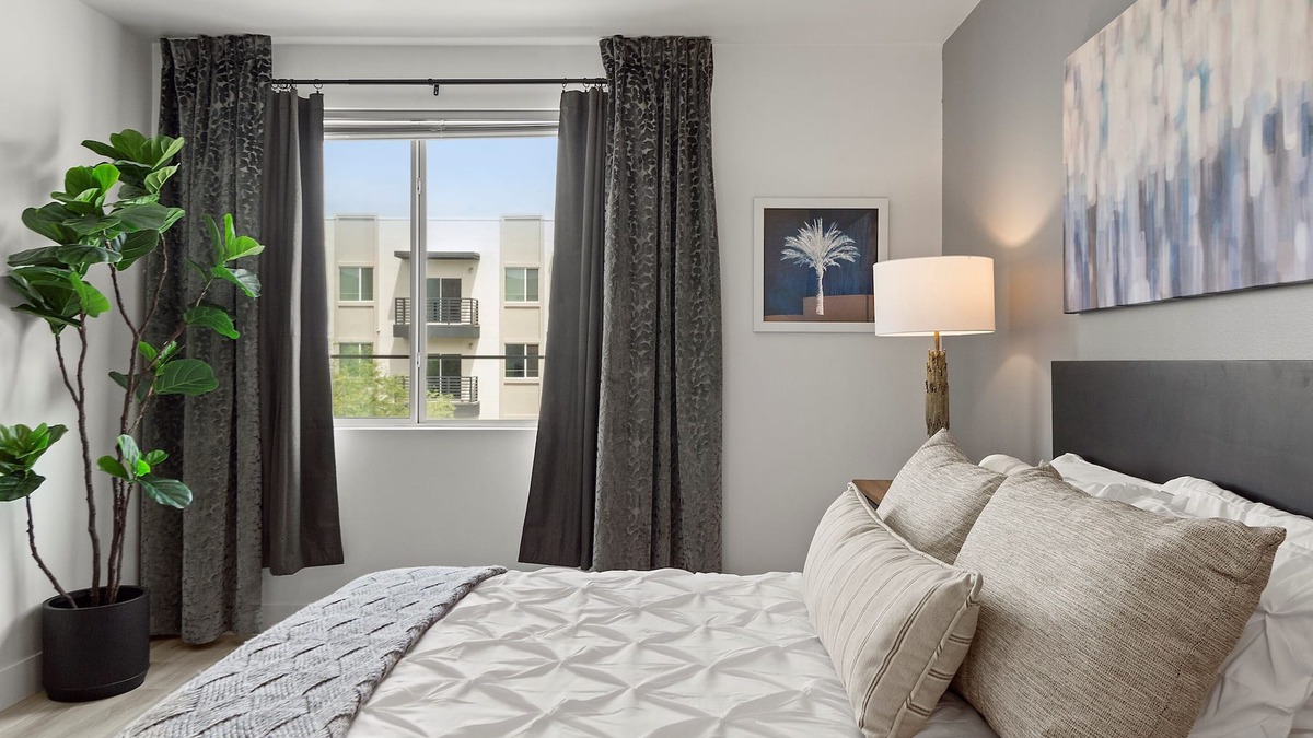 Desert View Village Condo | Phoenix Stay | Pool + Mayo Clinic + Desert Ridge