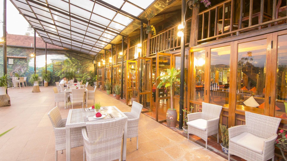 Bo Trach Resort | Phong Nha Lake House