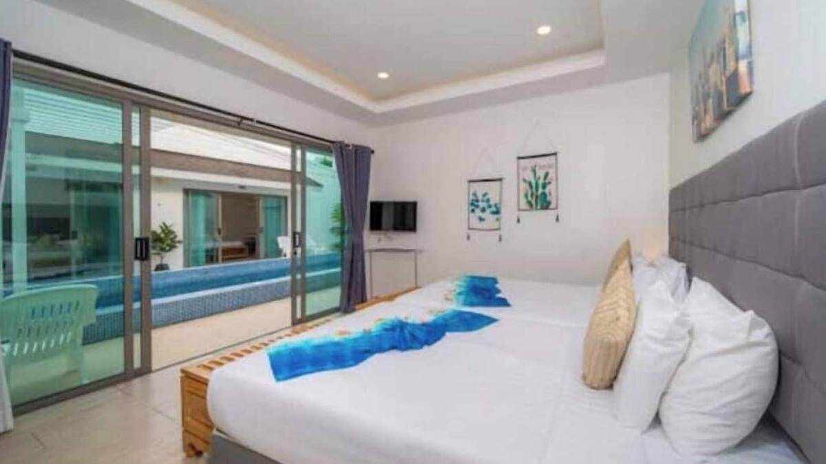 Koh Kaew Villa | Phuket Island Yona Sea Bar Royal Pier Beach 4 Bedroom Villa
