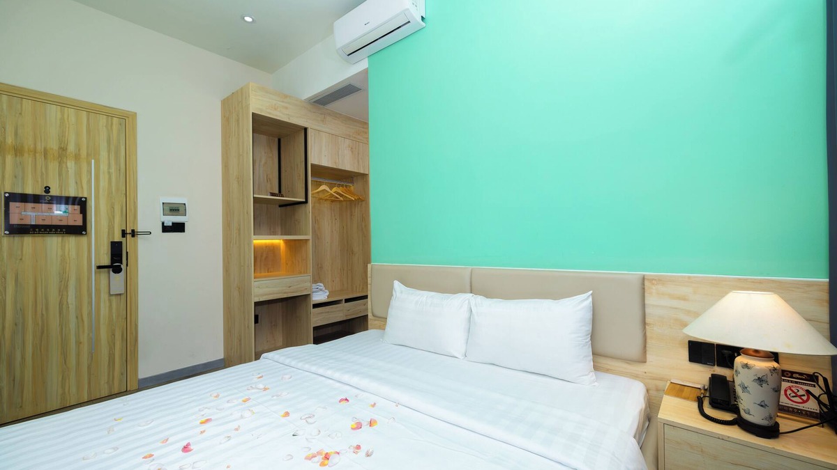 District 5 Hotel | Phuoc Loc Tho 2