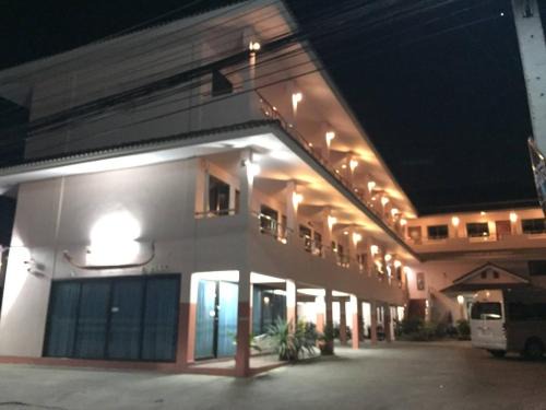 Nai Wiang Hotel | Phurafah Place Hotel โรงแรมภูระฟ้า เพลส