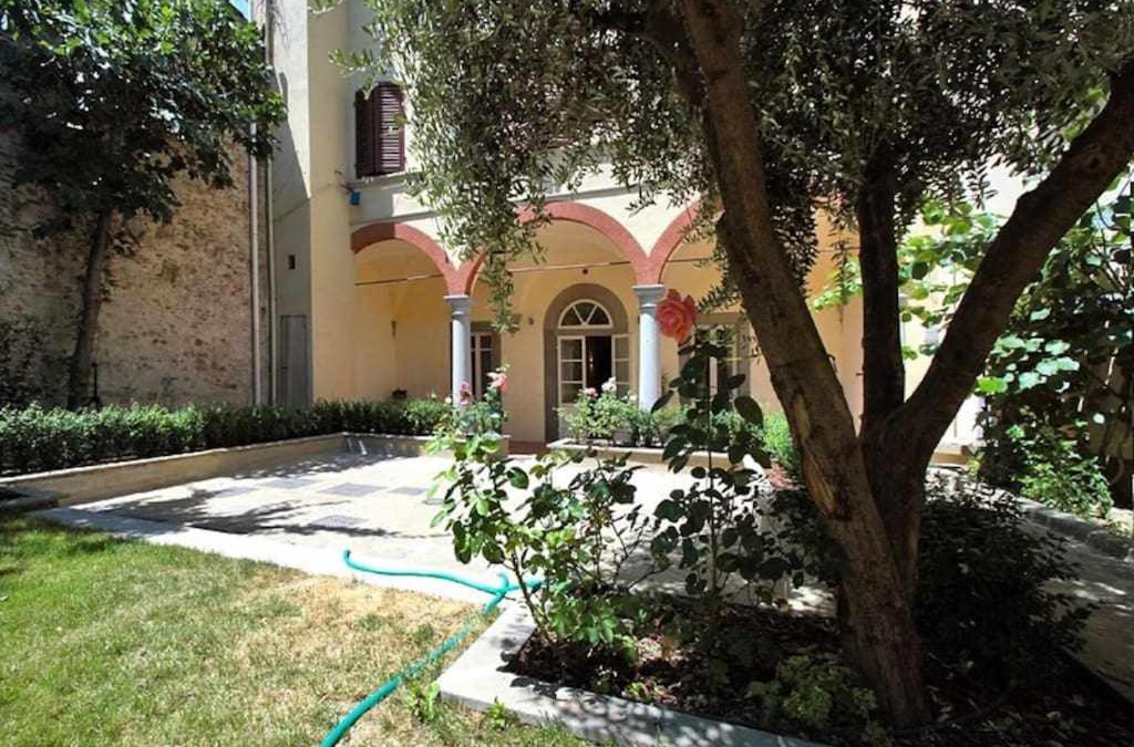 Sant' Ambrogio Apartment | Piazza Dei Ciompi With Private Garden