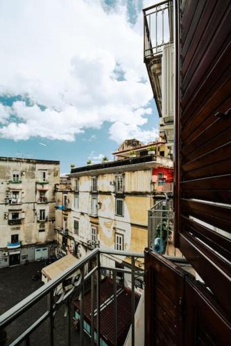 Rione Sanita Apartment | Piazza e basilica view by Murat