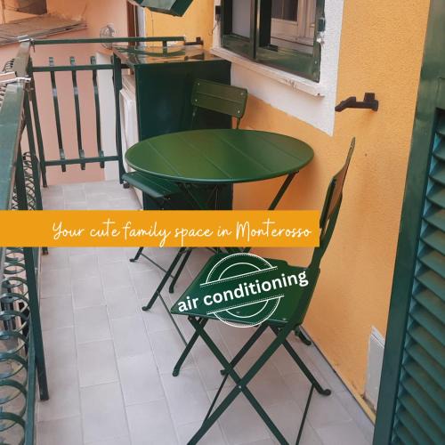 Borgo Antico Apartment | Picabon Apartment with AC and Balcony