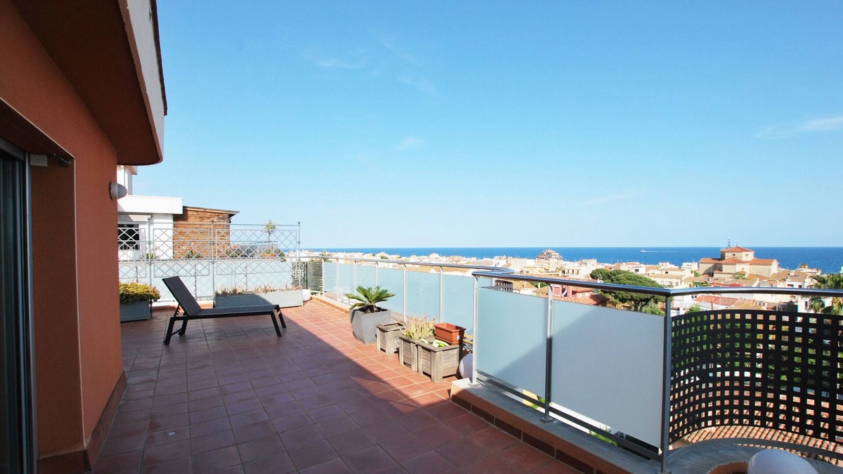 Vilassar de Mar Apartment | Picasso street - Sea views village centre
