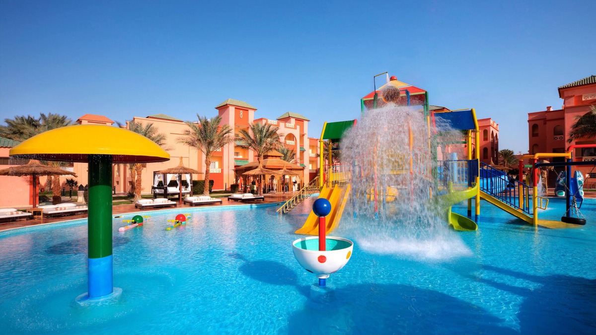 Village Road Resort | Pickalbatros Aqua Park Resort - Hurghada