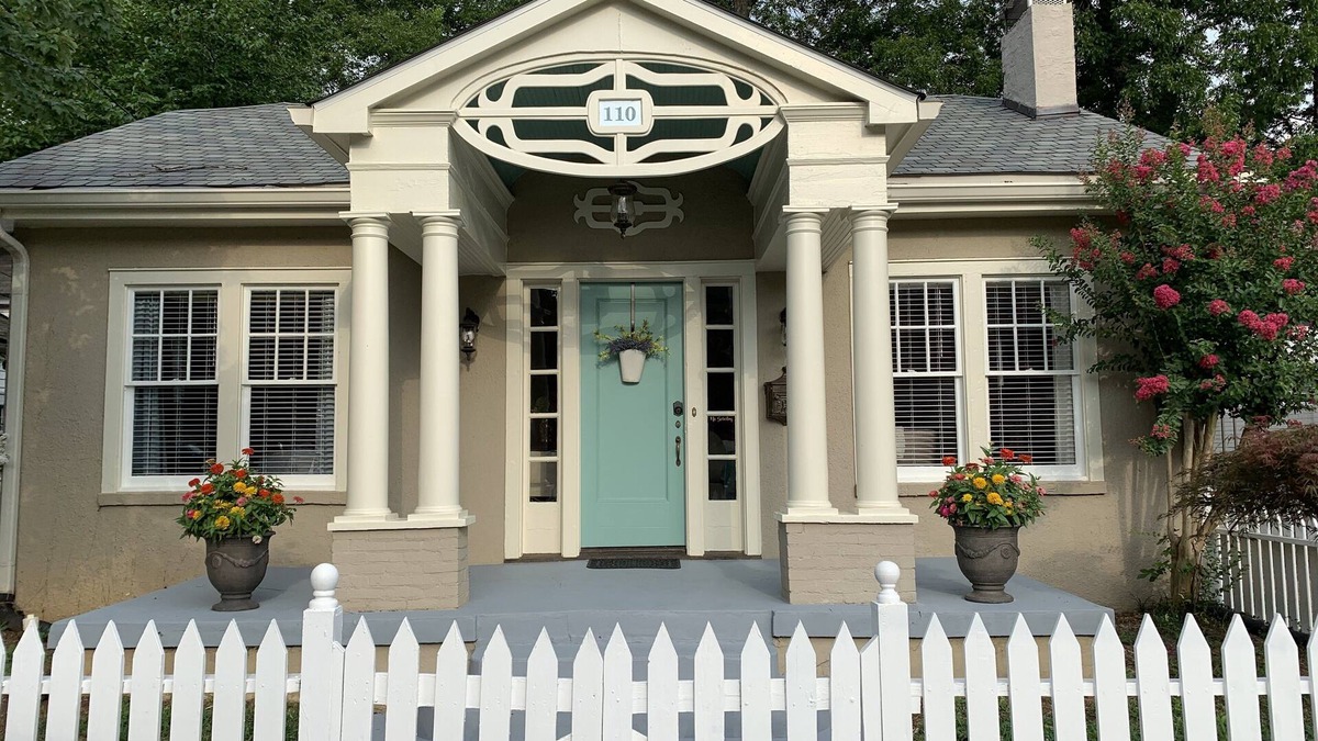 Murfreesboro Cottage | Picket Fence Cottage~ walk to MTSU and the downtown square!