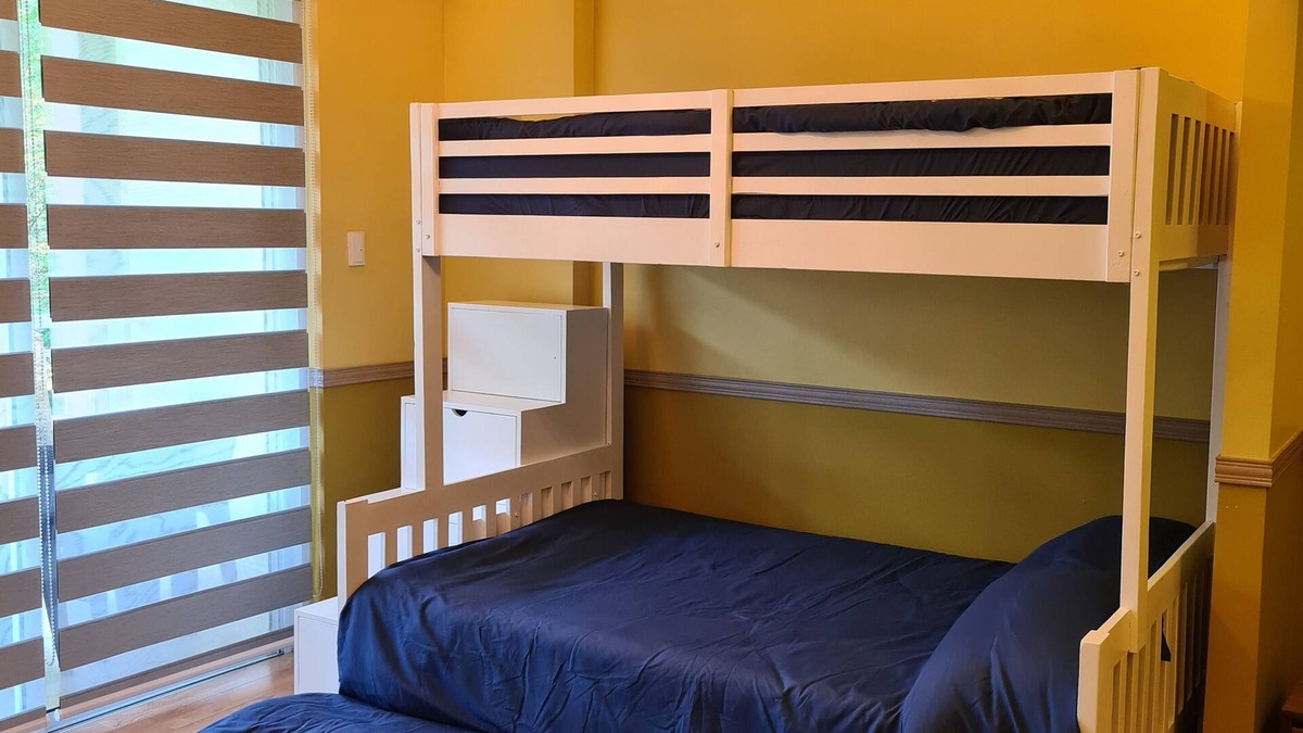 Nasugbu Condo | PICO DE LORO ROOM FOR RENT by BILLYN HAMILO COAST, BATANGAS