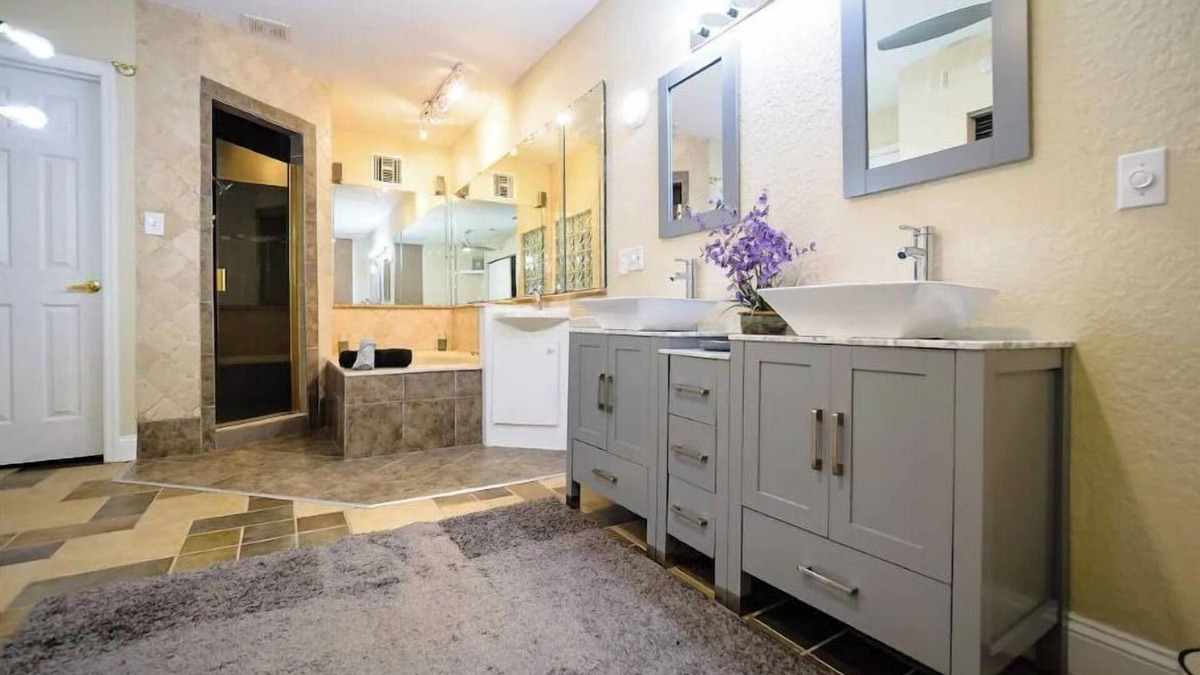 Orange Park House | Picture Perfect Paradise 3br/3ba