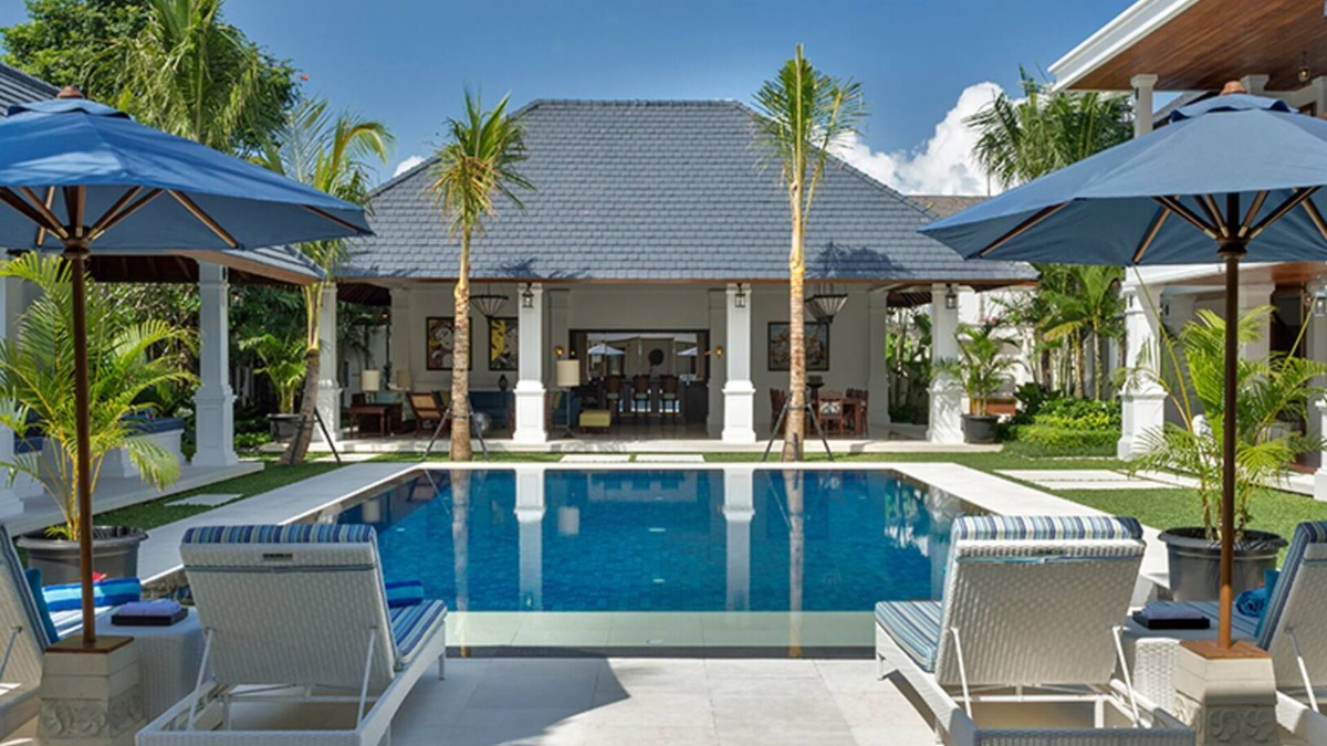 Petitenget Villa | Picture This… Enjoying Your Holiday in Seminyak, Bali, staying in a 5 Star Villa, Bali Villa 2128