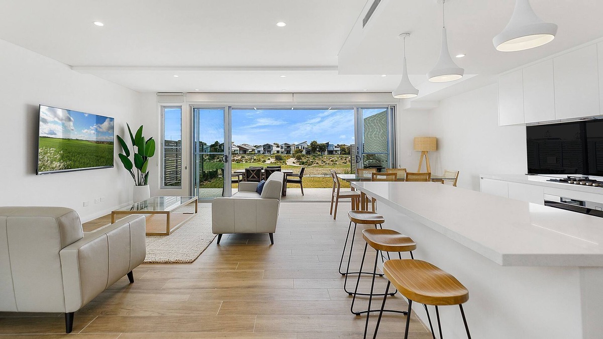 Magenta Shores House | Picturesque home with golf views