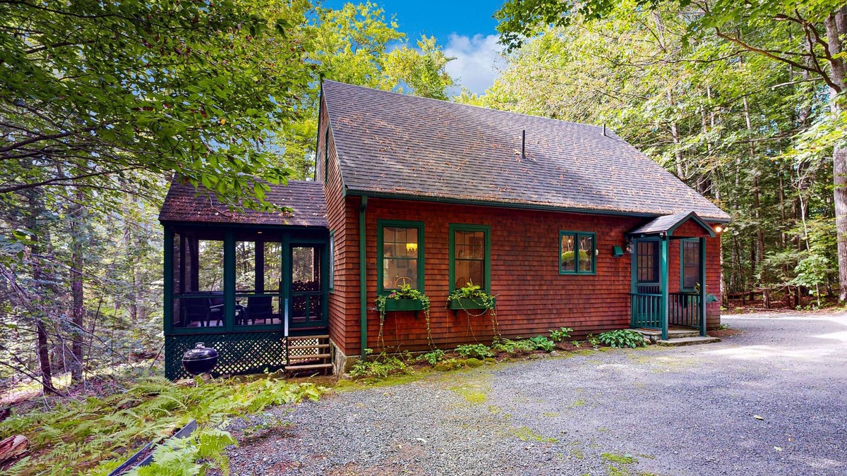 Center Harbor House | Picturesque Squam Lake House: beach/dock access & dog friendly