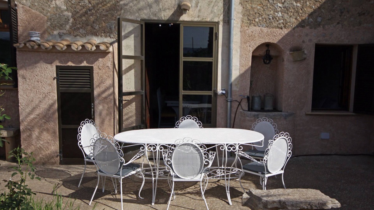Biniali Cottage | Picturesque typical Mallorcan house from the 19th century with pool
