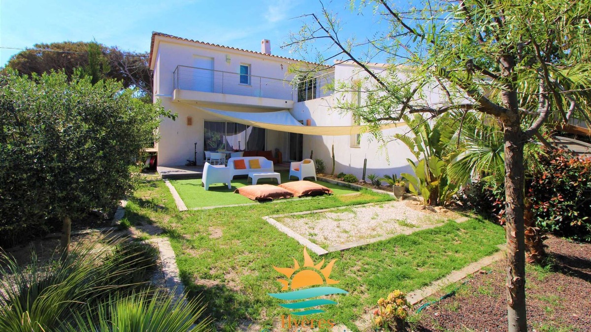 La Capte House | Pieds Dans L'eau-la Capte-la Maison du Bonheur