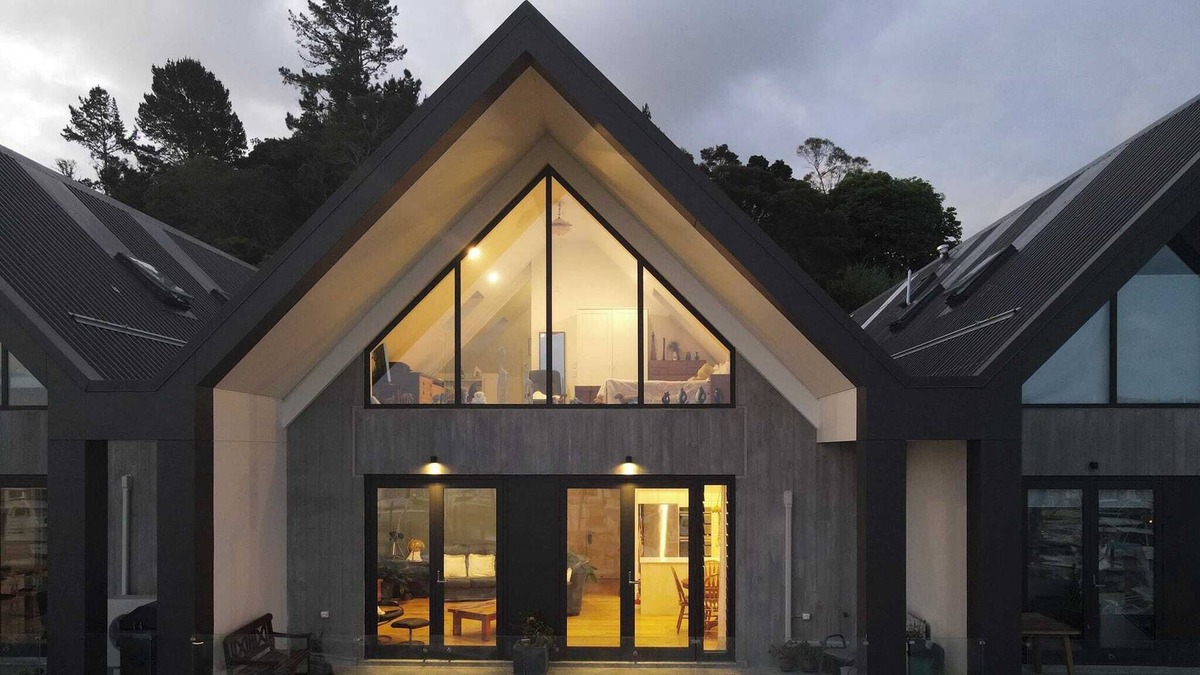 Opua Cottage | Pier E Pad - Scenic Opua Holiday Apartment