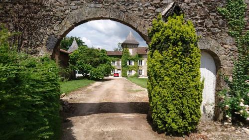 Chassenon Bed & Breakfast | Pierre Deluen Domaine de la Grange de Quaire