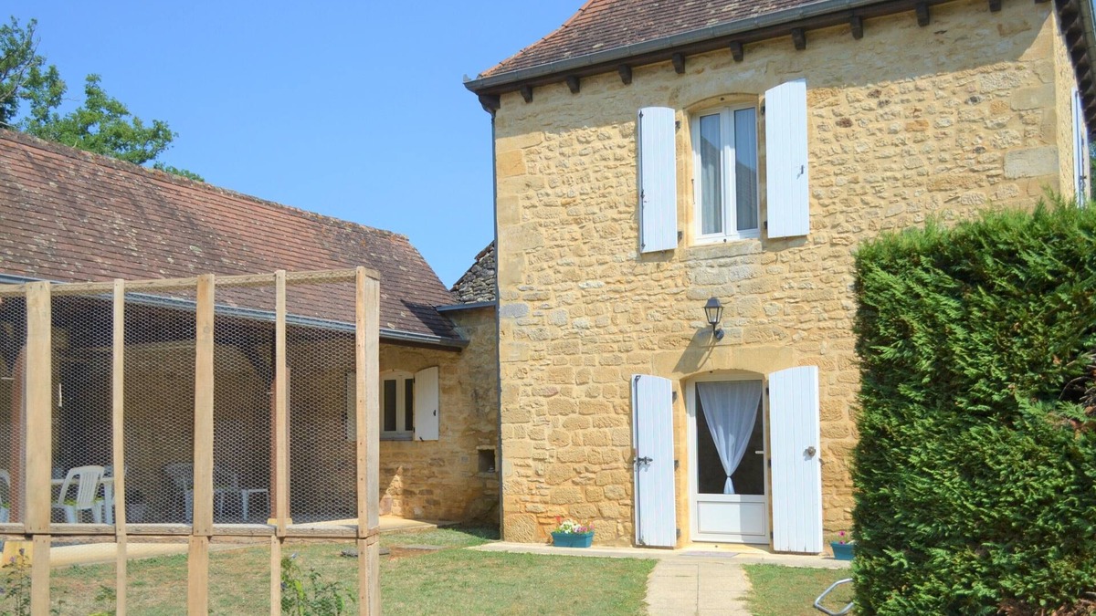 Anglars-Nozac House | Pigeonnier in Gourdon between Sarlat and Rocamadour Pkg, Terrace, 4km from a lake