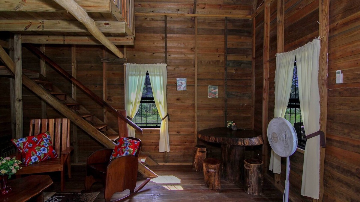 Santa Elena Cabin | Pilgrim's Paradise Cabin 2