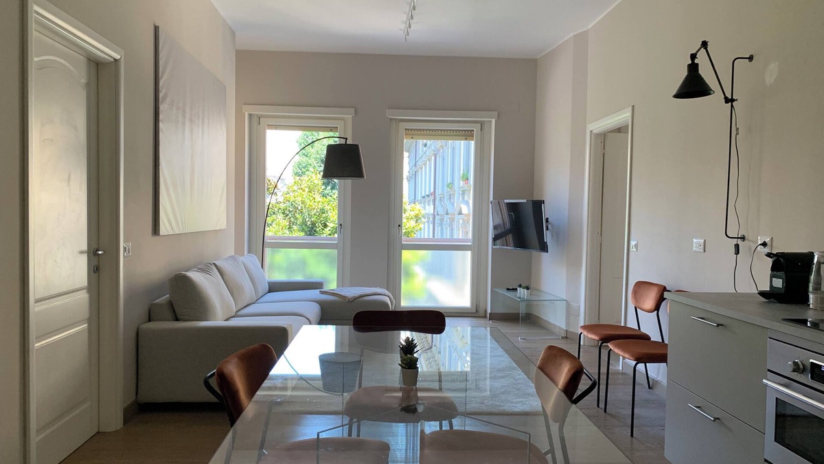 Tricolore Apartment | Pindemonte 2 Trilo - Two Bedroom Apartment, Sleeps 5