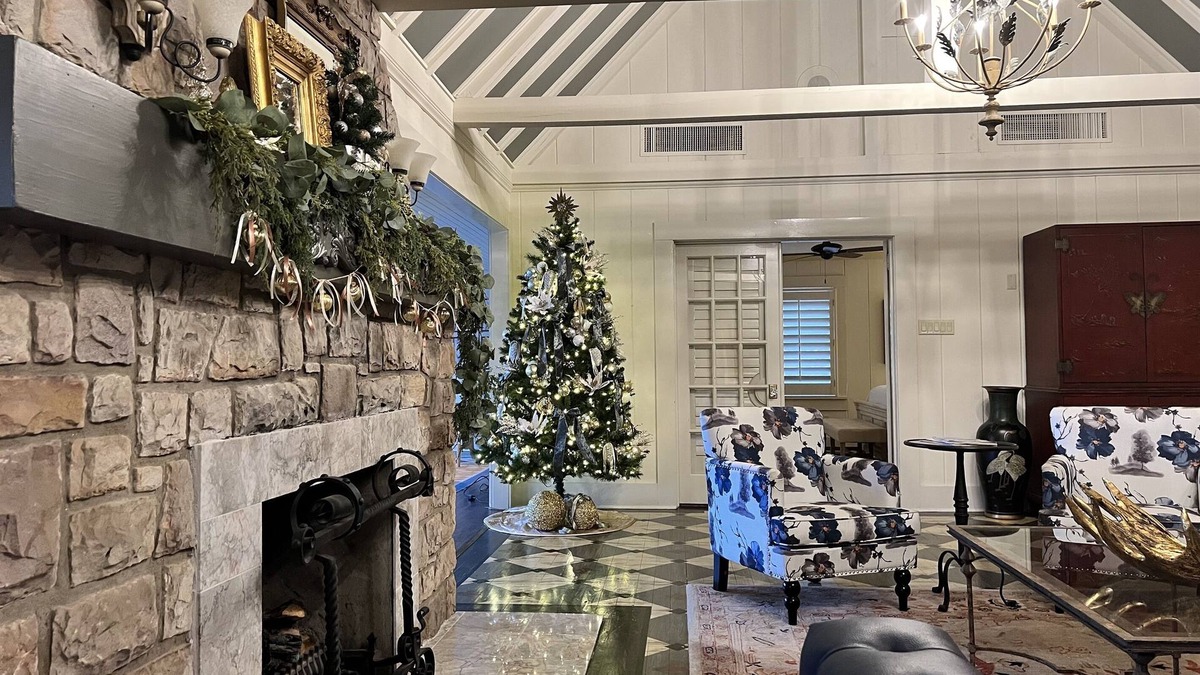 Lake Hamilton House | Pine Hill Estates - Three Home Estate with Private Boat Docks
