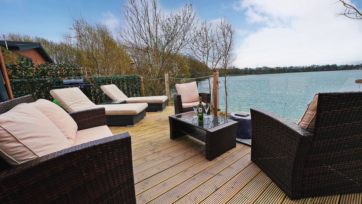 Yealand Conyers Cottage | Pine Lake View