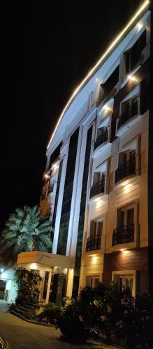Kanchipuram Apartment | Pine Tree
