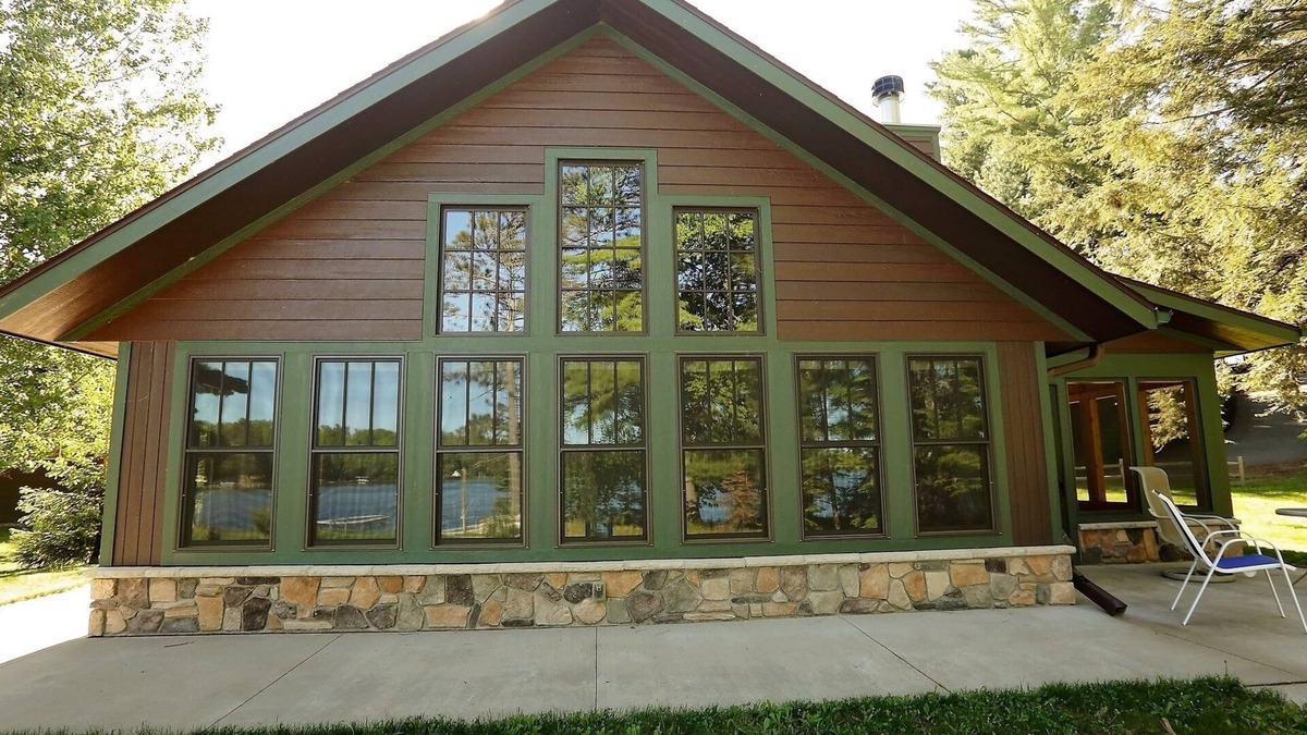 St Germain Cabin | PineCone Cabin located on Little St Germain Lake
