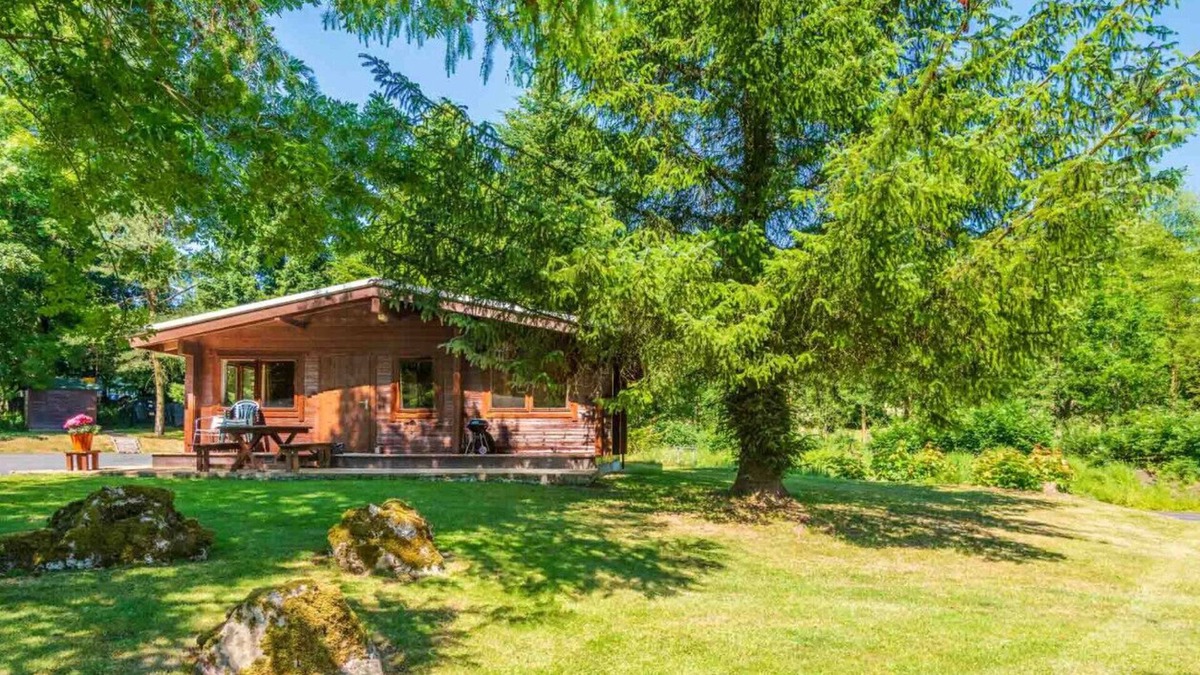 Ingleton House | Pinecroft Lodges, Ingleton