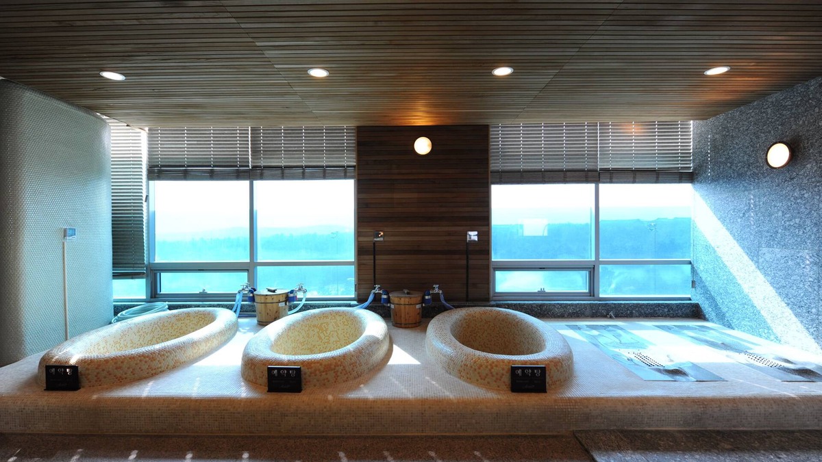 Toseong Hotel | PineRidge Resort