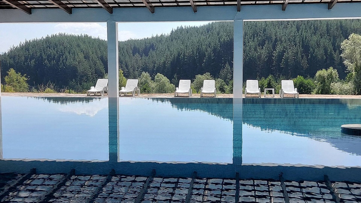 Shiligarnika Hotel | Pinerose Resort