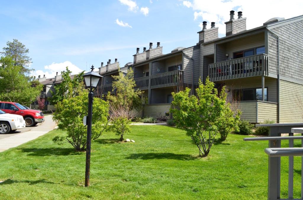 Fraser Hotel | Pines at Meadow Ridge