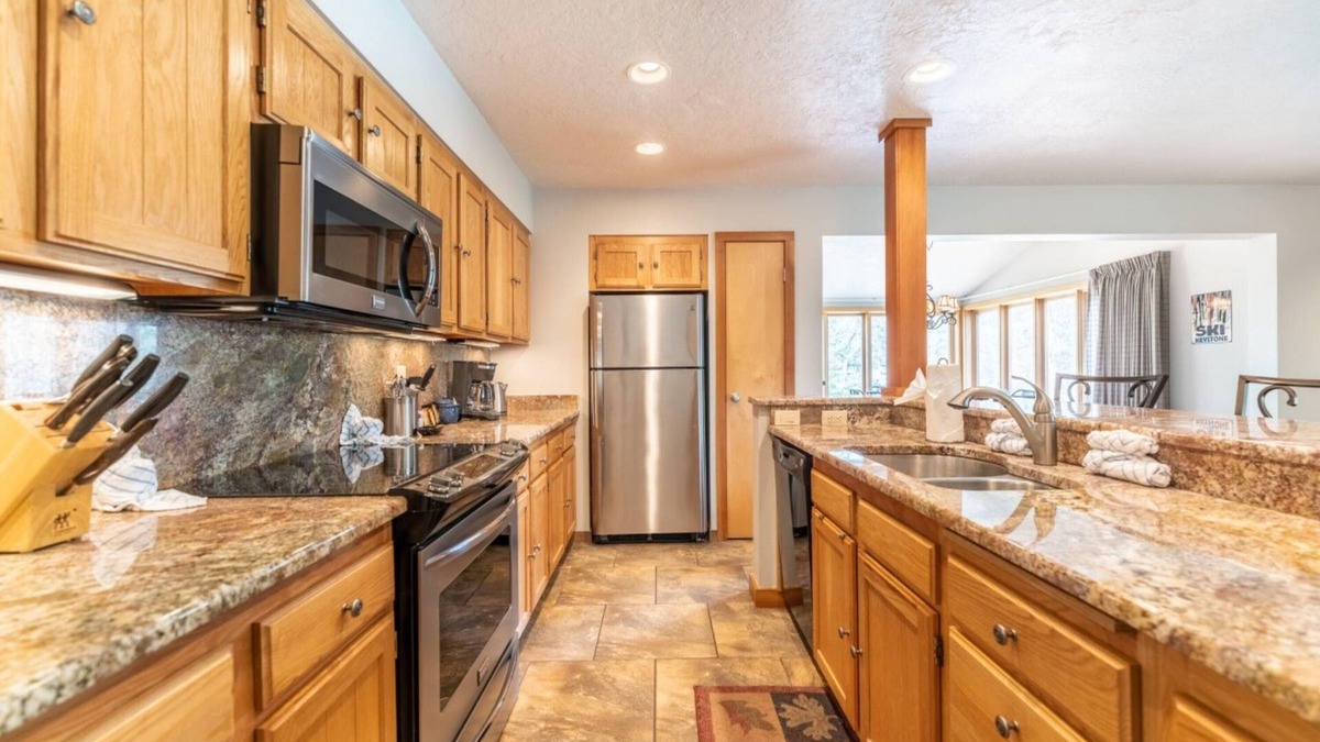 Keystone Condo | Pines by Summit County Mountain Retreats