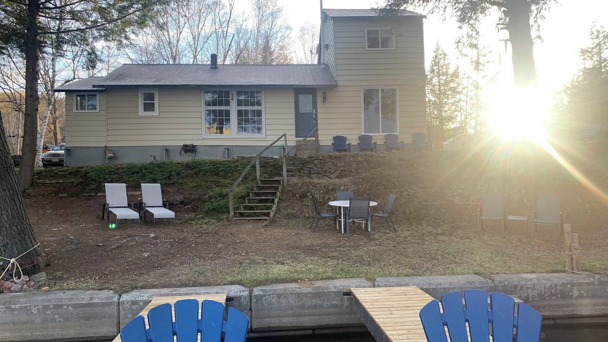 Dysart et al Cottage | Pineview Retreat Cottage Rental - Haliburton