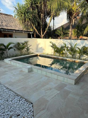 Gili Air Villa | Pink Door Villa Gili Air, private pool & kitchen