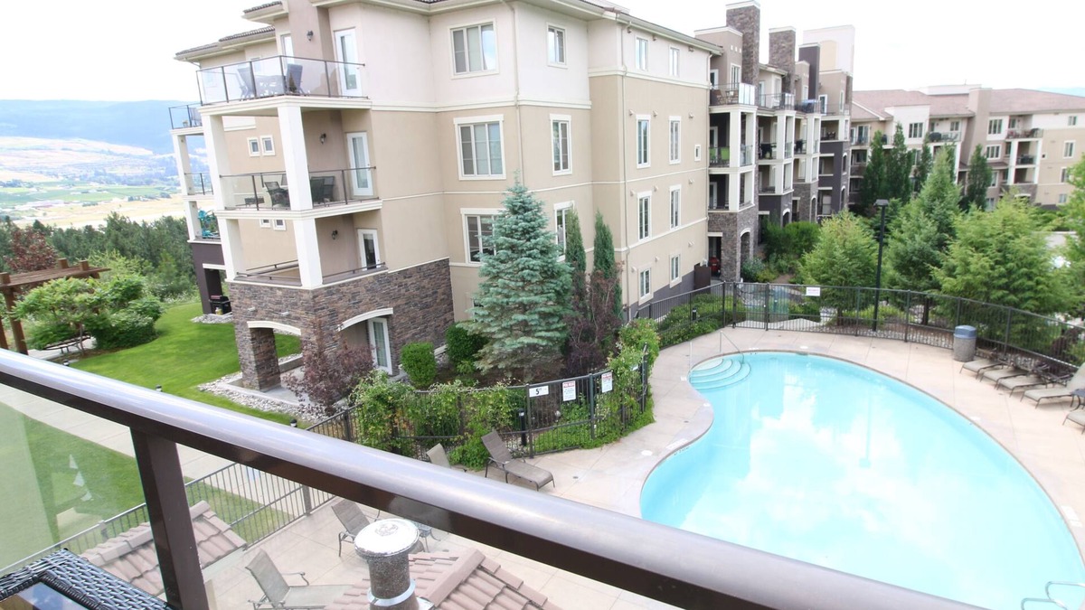 Quail Ridge Apartment | Pinnacle Pointe by DKRA