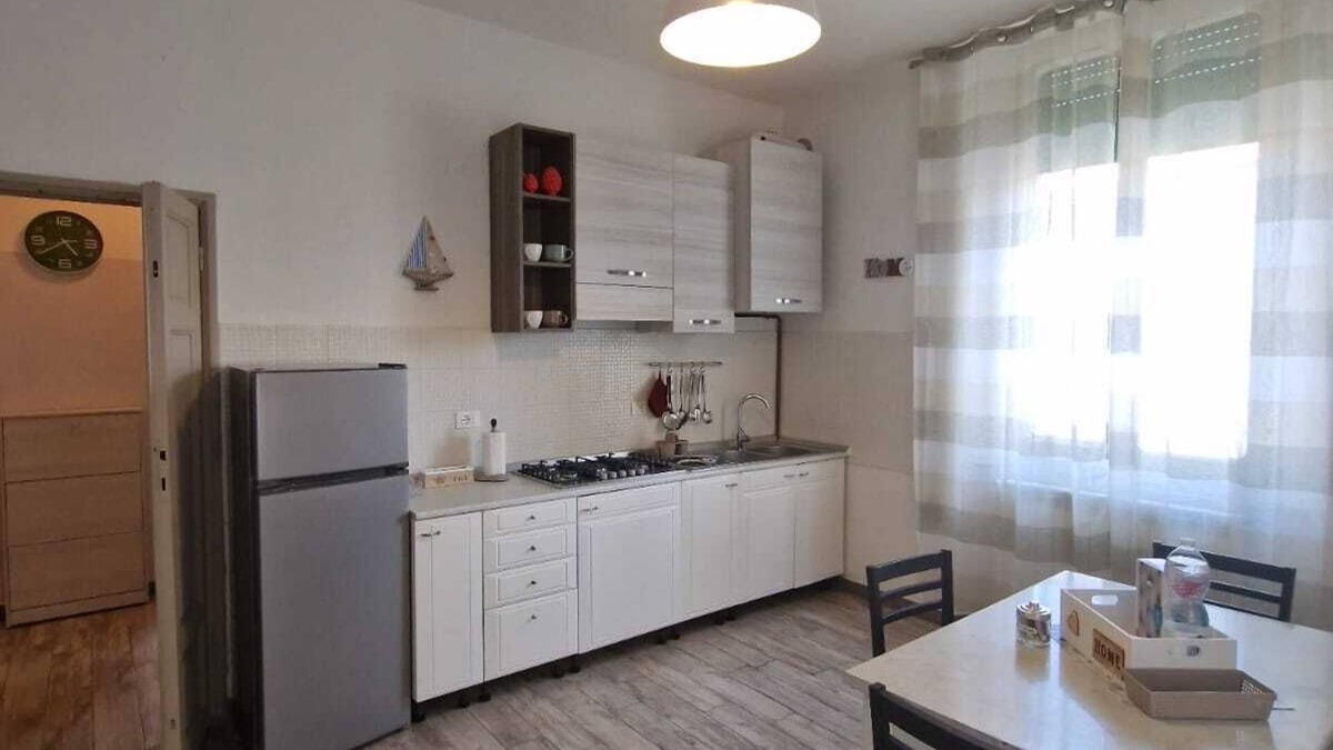 Piombino Apartment | Piombino Home - Cozy apartment a stone's throw from the sea