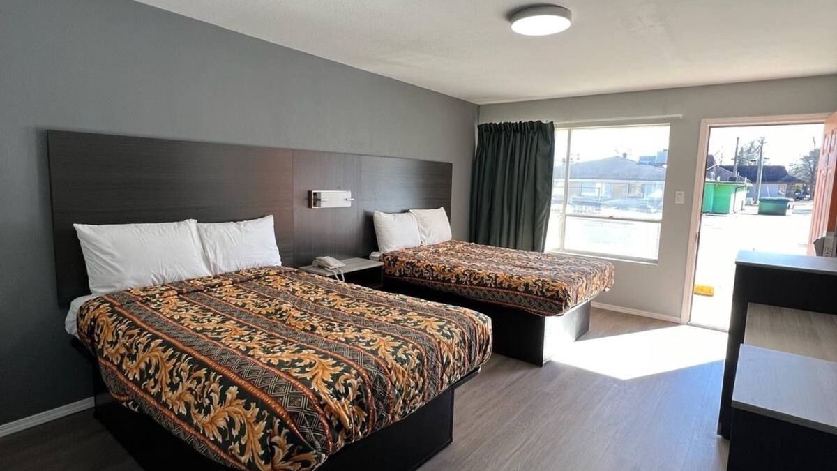 Arkadelphia Hotel | Pioneer INN